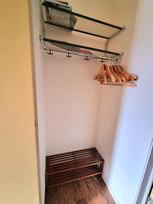 אולריצהאם Ekhult Apartments - Ground Floor - Garden And Lake View מראה חיצוני תמונה